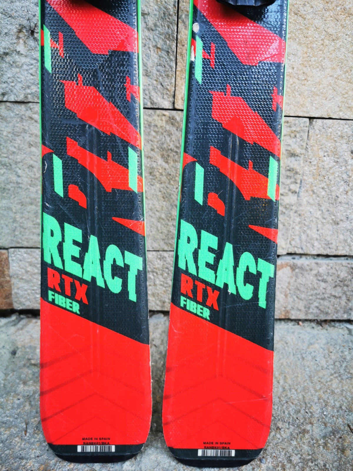 Rossignol REACT RTX Fiber 163cm  Ski + Tyrolia 10 Bindings Winter Sport Fun
