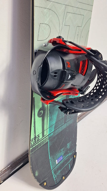 Snowboard Burton Radius 145L cm + fixations Burton M - aventure hivernale