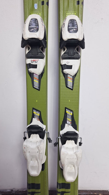 Völkl Racetiger 11 SL 130 cm Ski + Marker 7 Bindung Wintersport Schneespaß