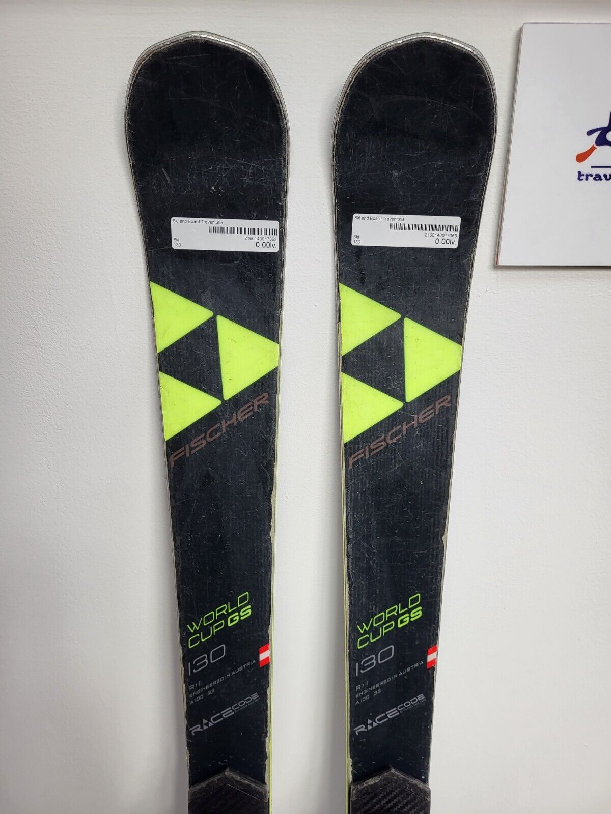 Fischer RC4 WC FIS 130 cm Ski + Fischer 9 Bindungen Wintersport