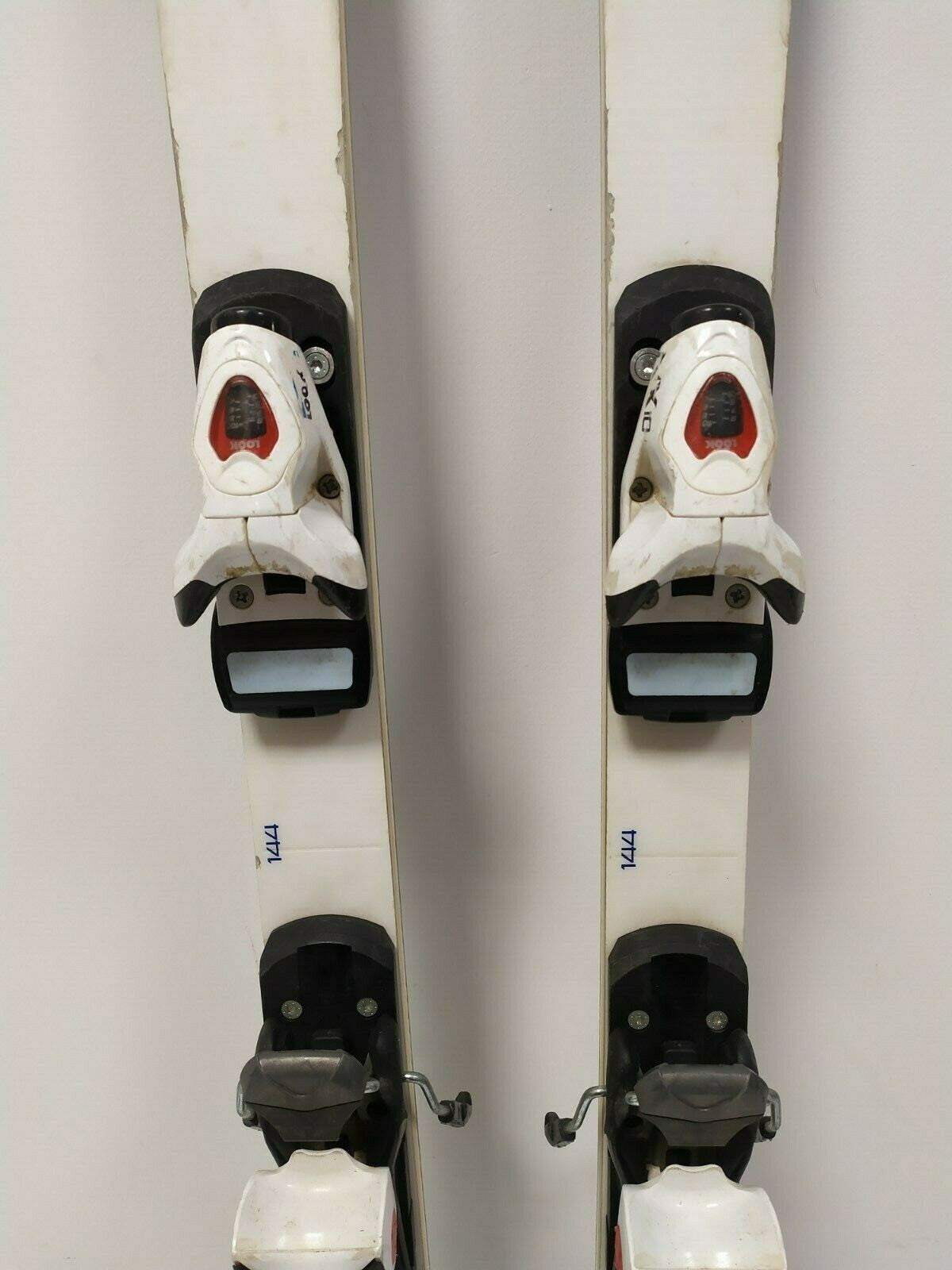Ski Dynastar Team Course WC 144 cm + fixations Look NS 10, sports d’hiver, loisirs et neige en plein air