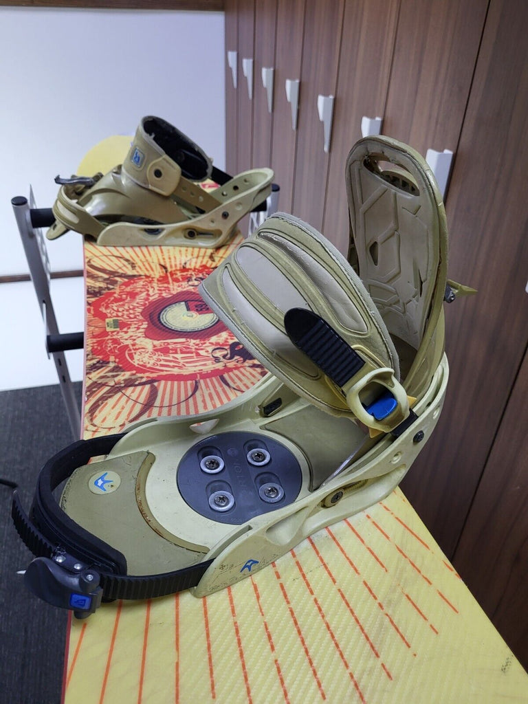 Head ROCKA 4D 159cm Snowboard + Burton Size L Bindings Adventure