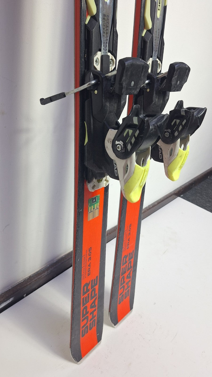 HEAD SuperShape i.Rally 170cm  Ski + HEAD 12 Bindings Winter Sport Fun Snow