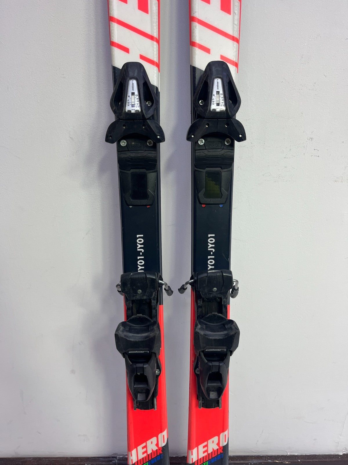 Rossignol Hero J 150 cm Ski + Fixations Elan ESR 10 Hiver Plaisir Neige Sports