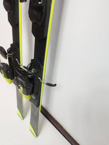 Sci Fischer RC4 GS FIS 145 cm + attacchi Fischer 9 Sport invernali Divertimento in discesa