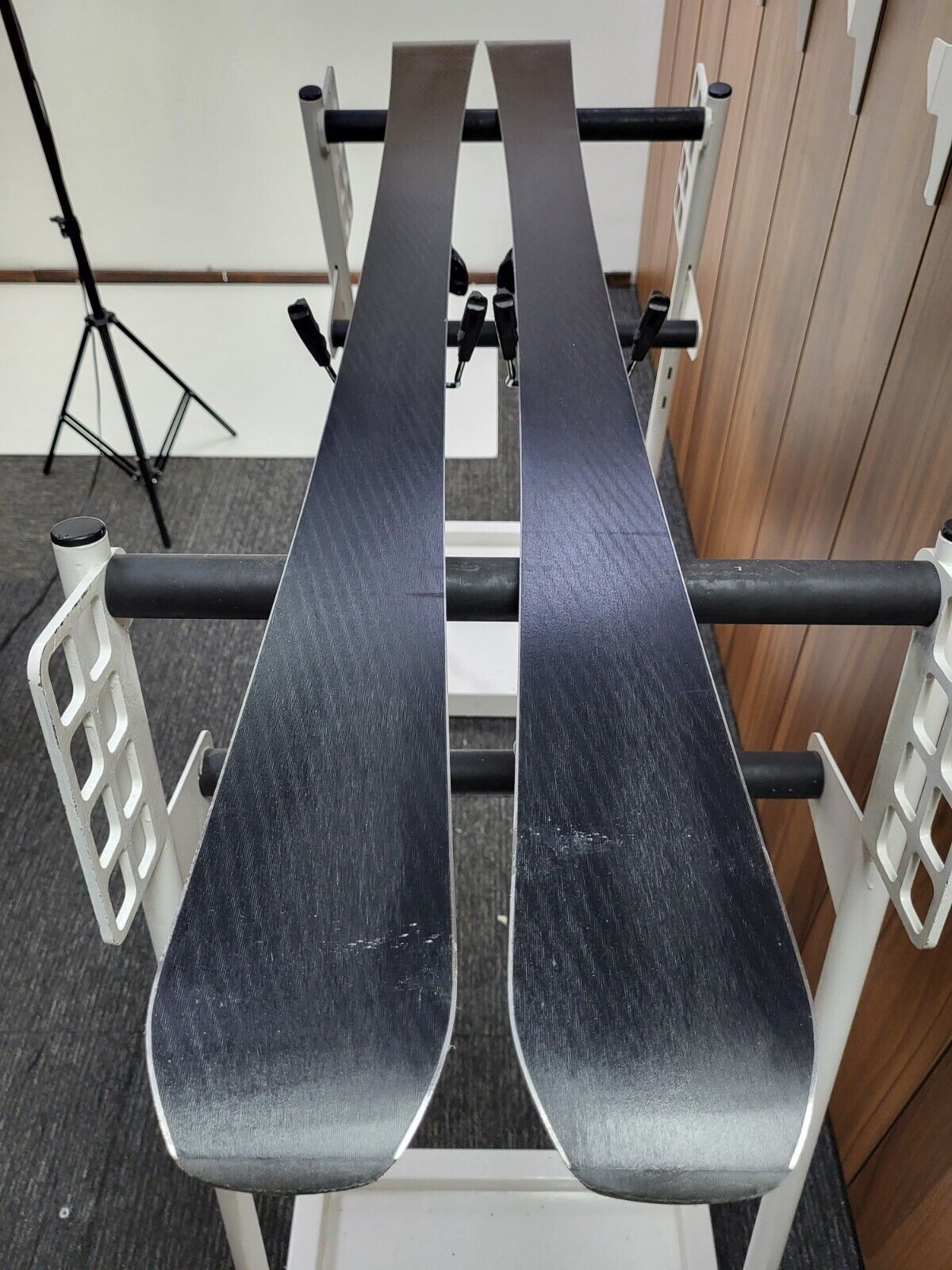 Ski Salomon 24 HRS MAX 154 cm + fixations Salomon 12 Sports d’hiver Aventure
