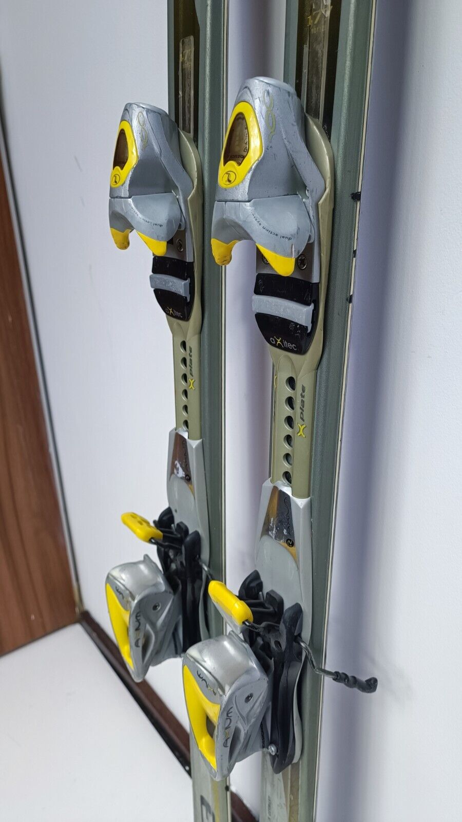 Völkl V3 177cm Ski + Rossignol 10 Bindungen Wintersport