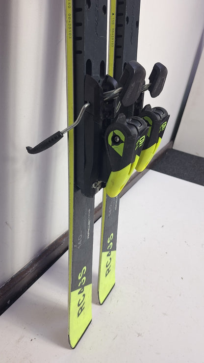 Fischer RC4 GS 140cm Ski + Fischer  Z9 Bindings Fun Snow Winter Sport