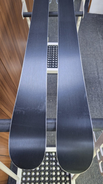 Atomic Punx Twin-Tip Ski 120 cm + Atomic 4.5 Bindungen Wintersport Schnee