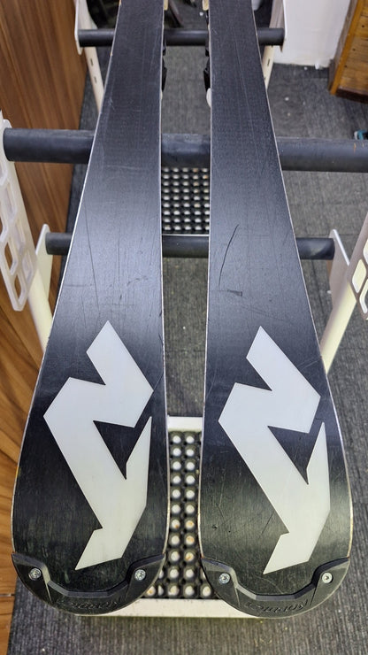Nordica Dobermann WC SL J 136 cm Ski + Marker 10 Bindings Sport Winter Fun
