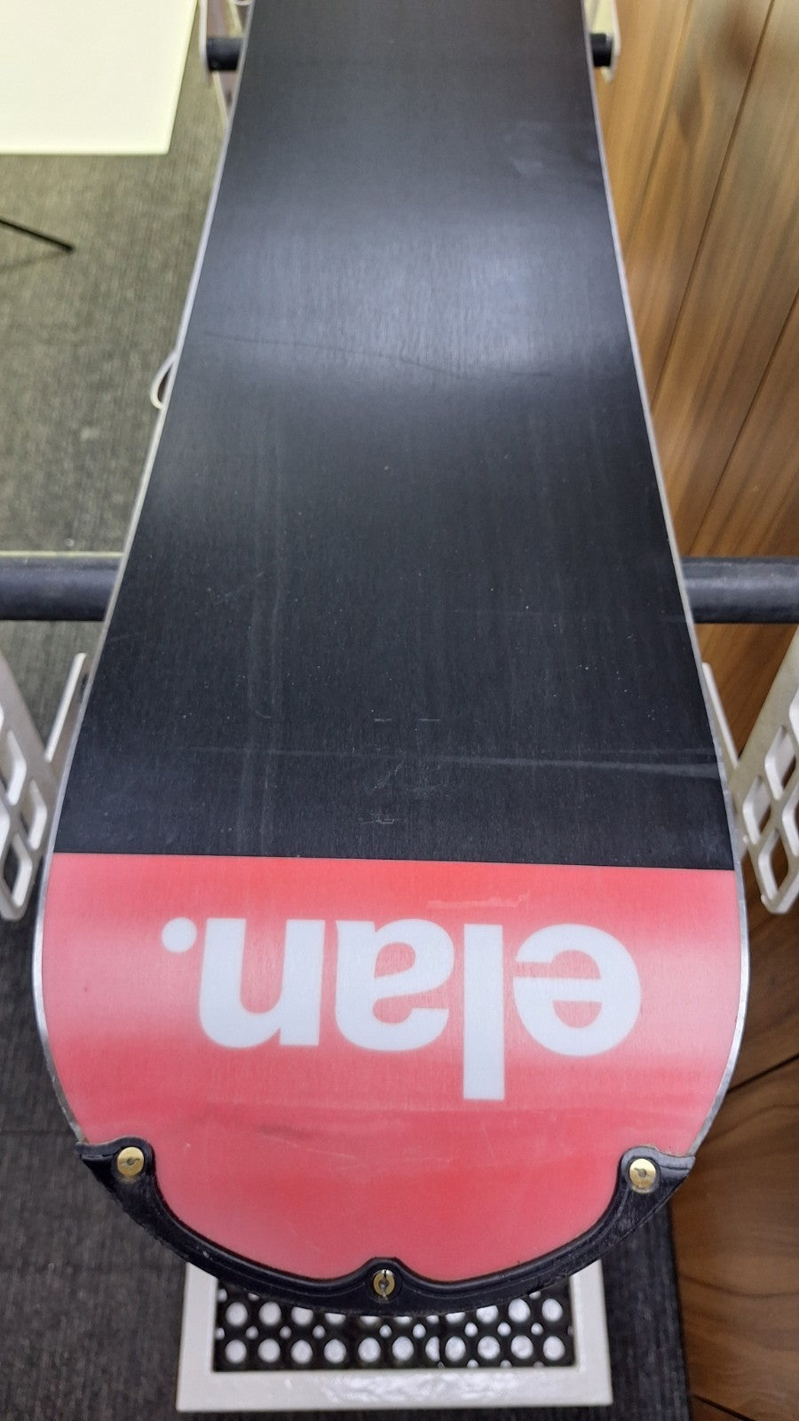 Snowboard Elan Explore C 160 cm + Attacchi HEAD Rental L Divertimento sulla neve in inverno