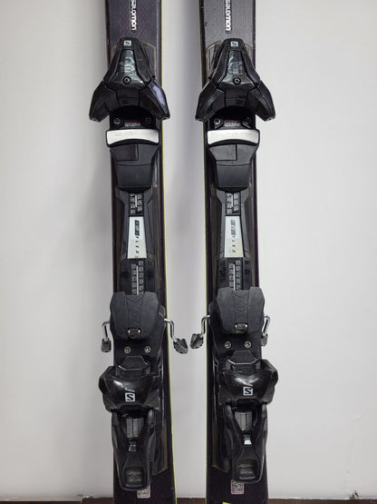 Ski Salomon 24 HRS MAX 154 cm + fixations Salomon 12 Sports d’hiver Aventure