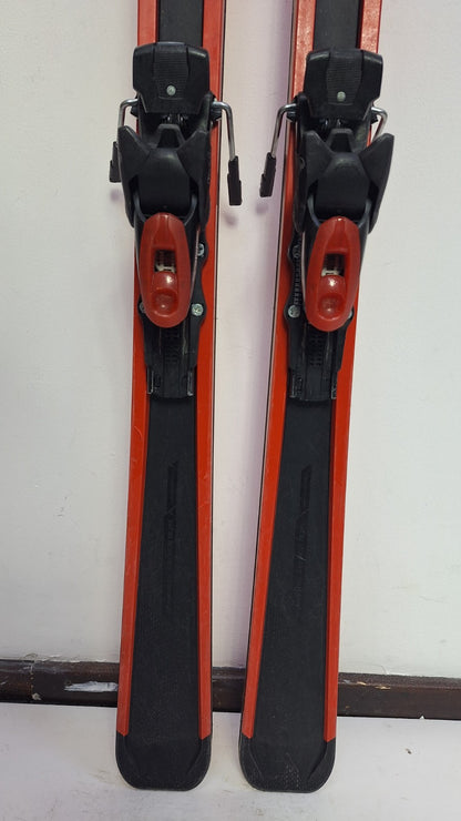 Ski Wedze Boost 300 arcHtec 163 cm + fixations Tyrolia SRM 10 Sport d’hiver sur neige