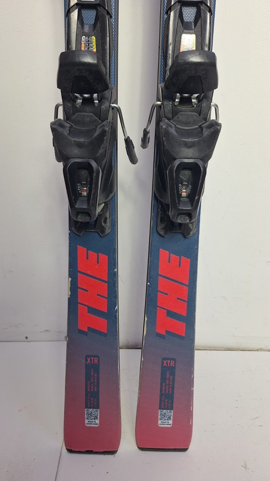 Fischer XTR The Curv  155 cm Ski + Fischer RS 10 Bindings Winter Sport  Snow