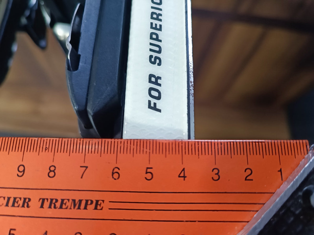 Völkl Racetiger SL 168 cm Ski + Marker 11 Bindungen Wintersport Schneespaß