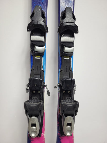 Nordica Little Belle 140 cm Ski + Elan ESP 7.5 Bindungen Winter Adventure Winter
