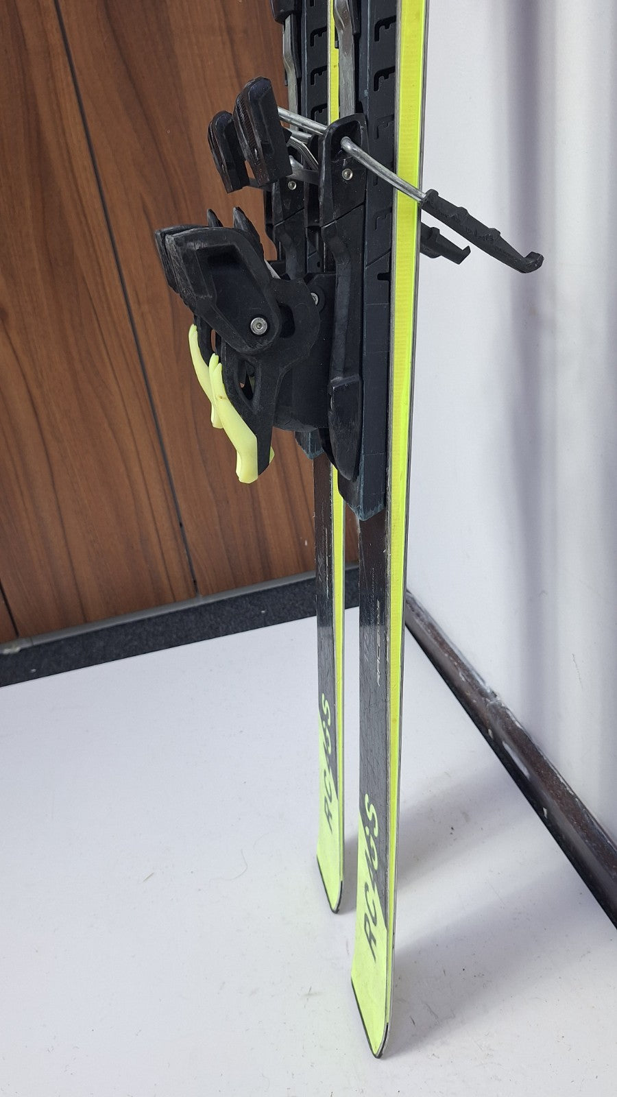 Fischer GS RC4 175cm  Ski + Fischer Z11 Bindings Adventure Winter Sport