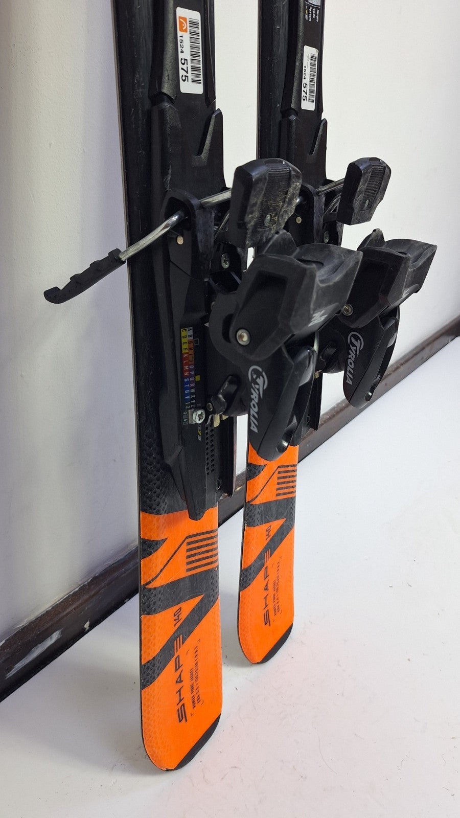 Sci HEAD Shape VX 140cm + attacchi Tyrolia SP 10 Sport invernali Divertimento sulla neve
