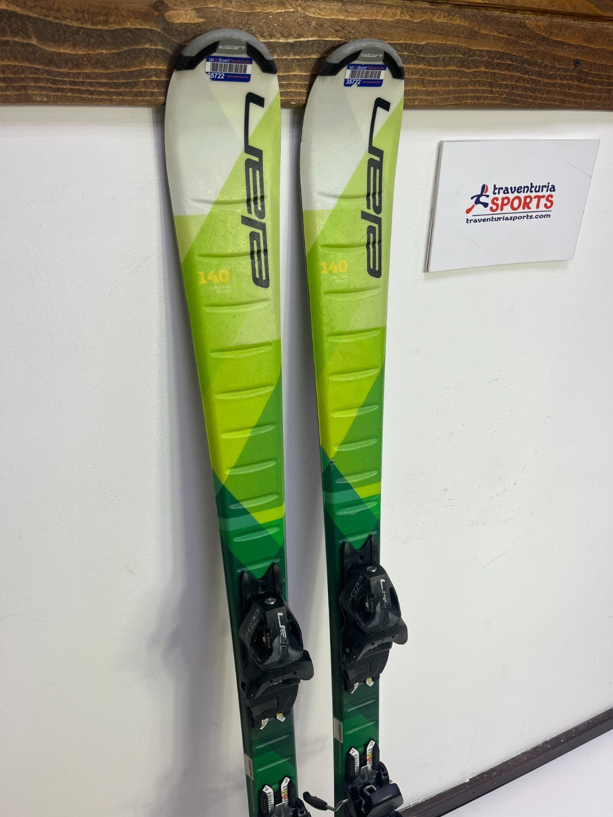 Skis Elan Explore Pro QS 140 + fixations Elan EL 7.5 Sport Neige Hiver