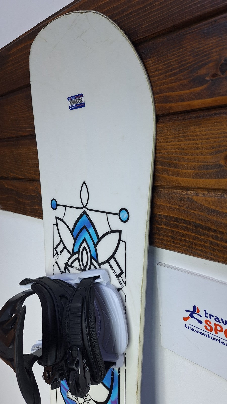 Snowboard Salomon Gypsy 138 cm + fixations Farefly S neuves Sport Hiver Amusement