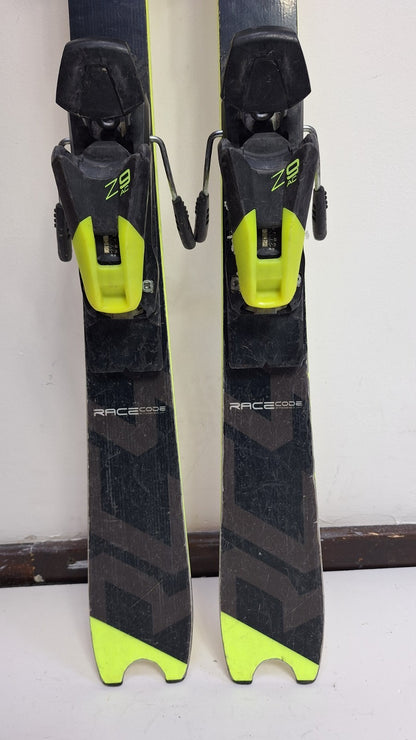 Ski Fischer RC4 SL FIS 135 cm + fixations Fischer Z9 Sports d'hiver Descente Plaisir