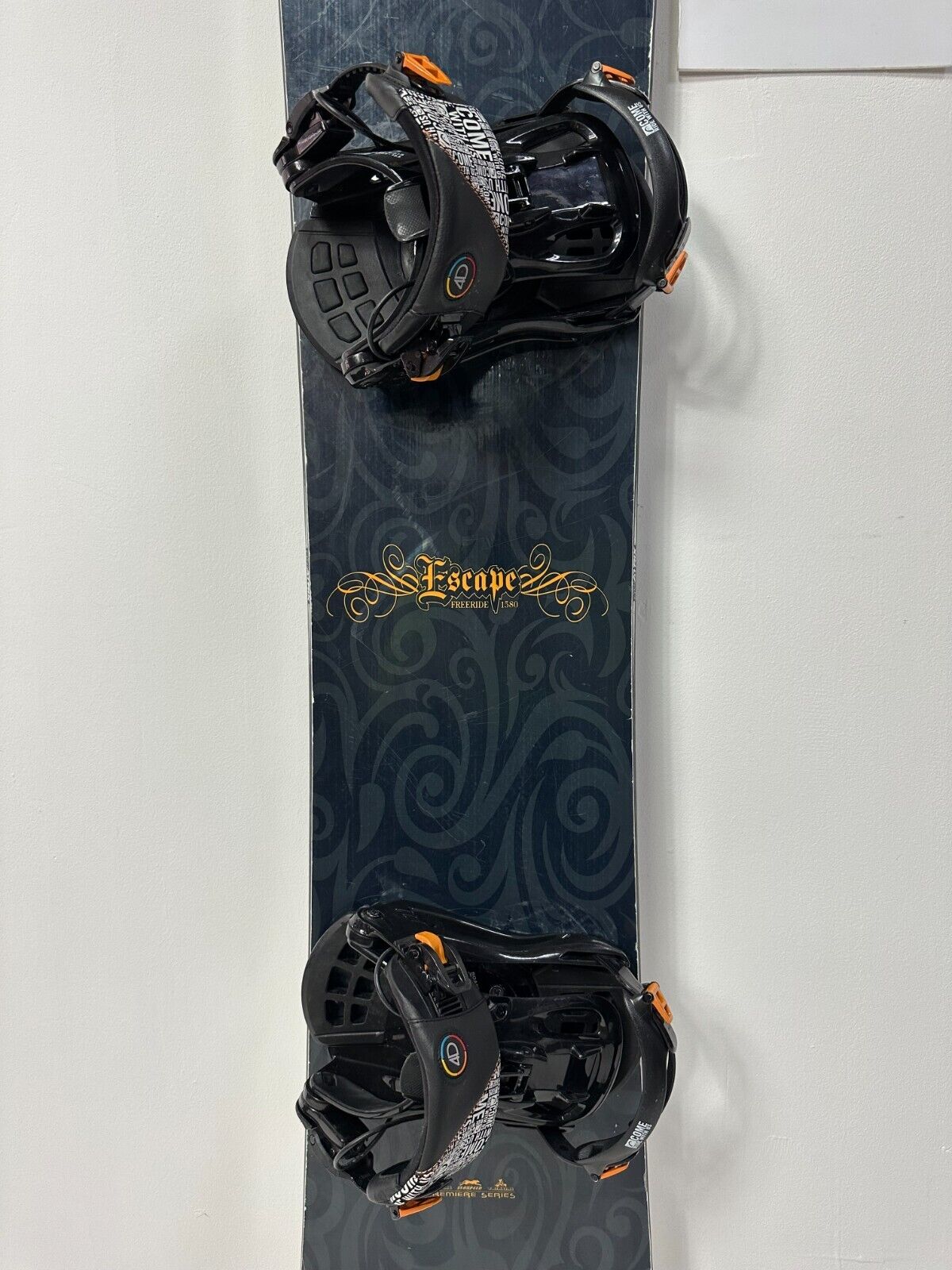 Snowboard Matrix Escape 158 cm + fixations HEAD NX taille L Aventure hivernale