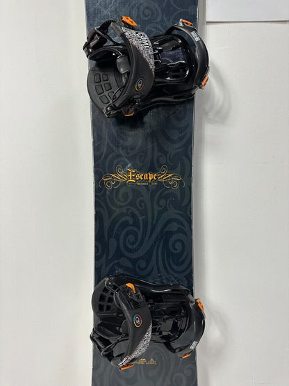 Snowboard Matrix Escape 158 cm + fixations HEAD NX taille L Aventure hivernale