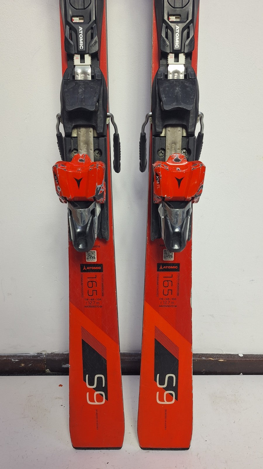 Atomic Redster S9 165 cm Skis + Atomic 14 Bindings Winter Fun Snow