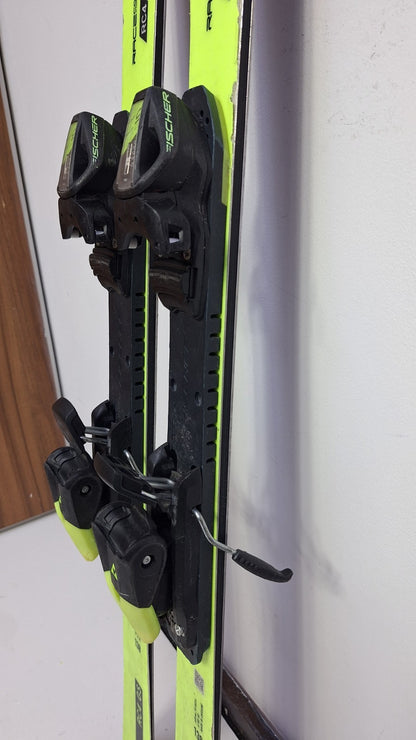 Sci Fischer RC4 GS 138cm + attacchi Fischer Z9 Sport invernali