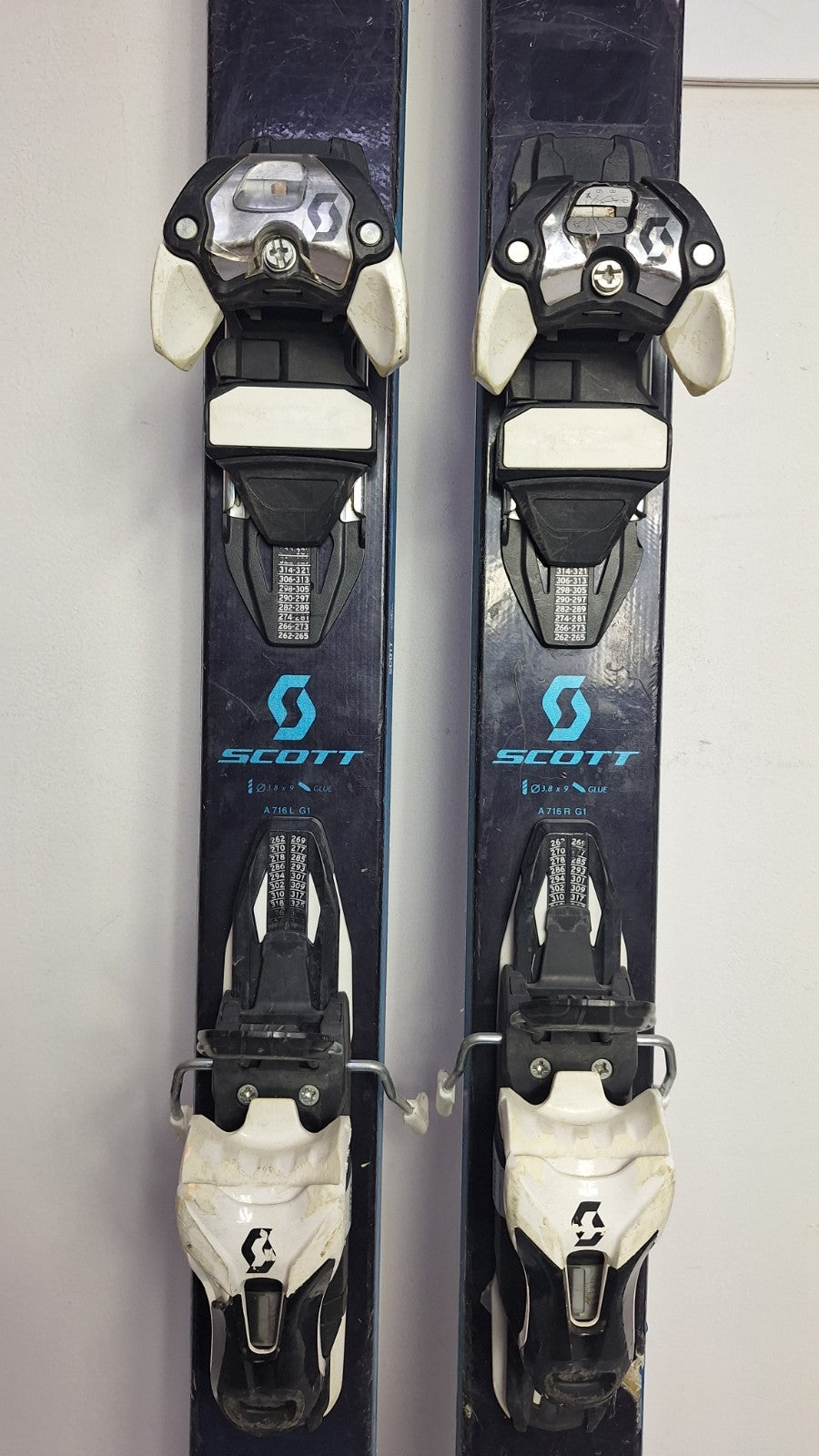 Scott Jib TW 178 cm Ski + Scott 11 Bindings Winter Fun Snow Sport