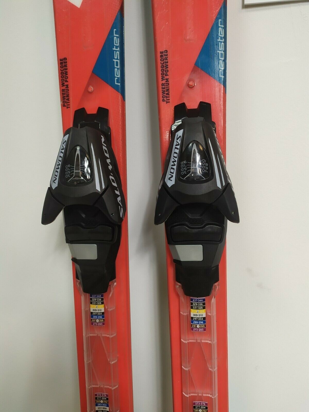 Atomic Redster GS 159 cm Ski + BRAND NEW Salomon 10 Bindings Winter Fun Snow