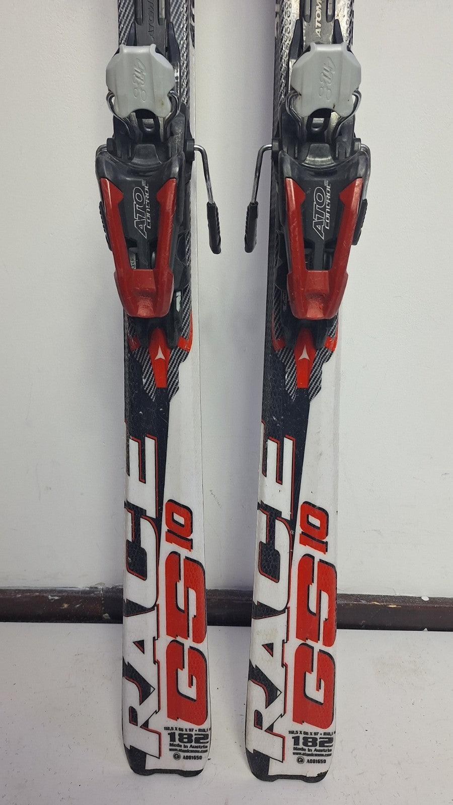 Atomic Race GS 10 182 cm Skis + Atomic 10 Bindings Winter Sport
