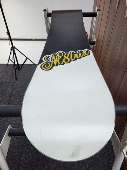 Matrix Escape 141 cm Snowboard + NEW Dreamscape Faky JR Size S Bindings Winter
