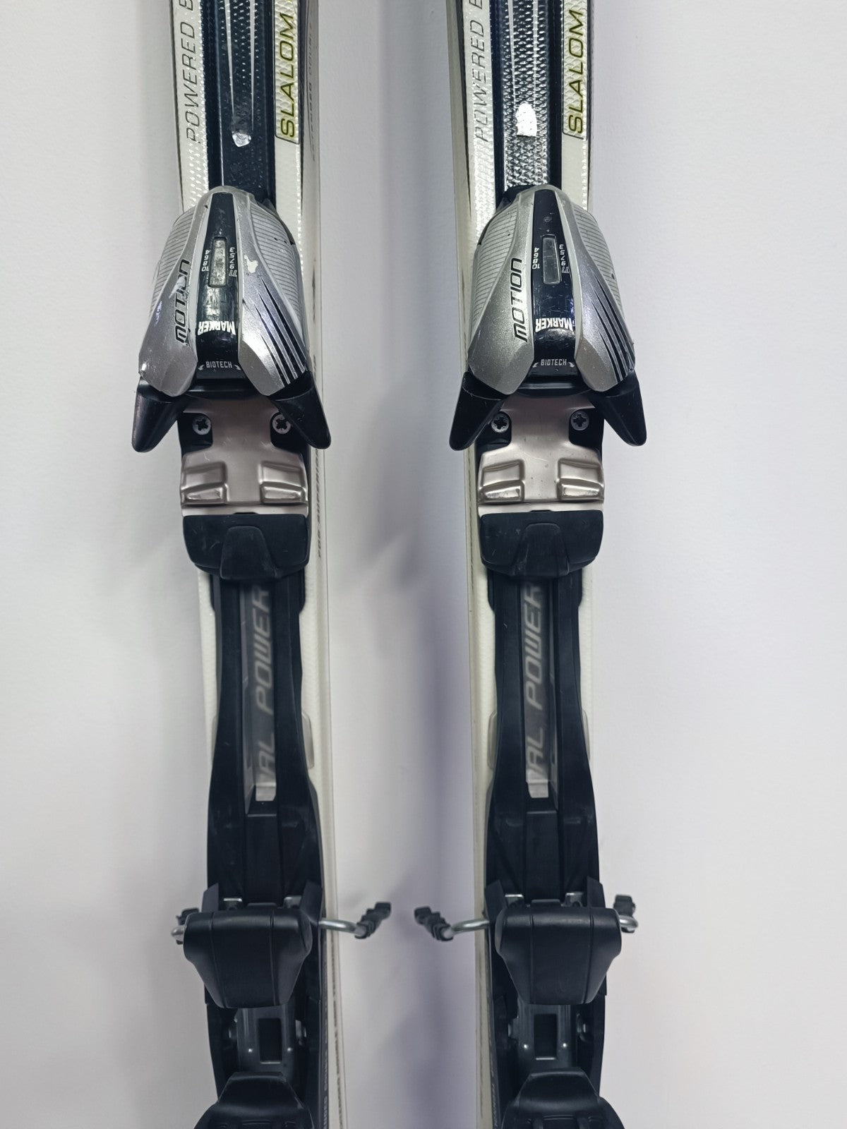 Völkl Racetiger SL 168 cm Ski + Marker 11 Bindungen Wintersport Schneespaß