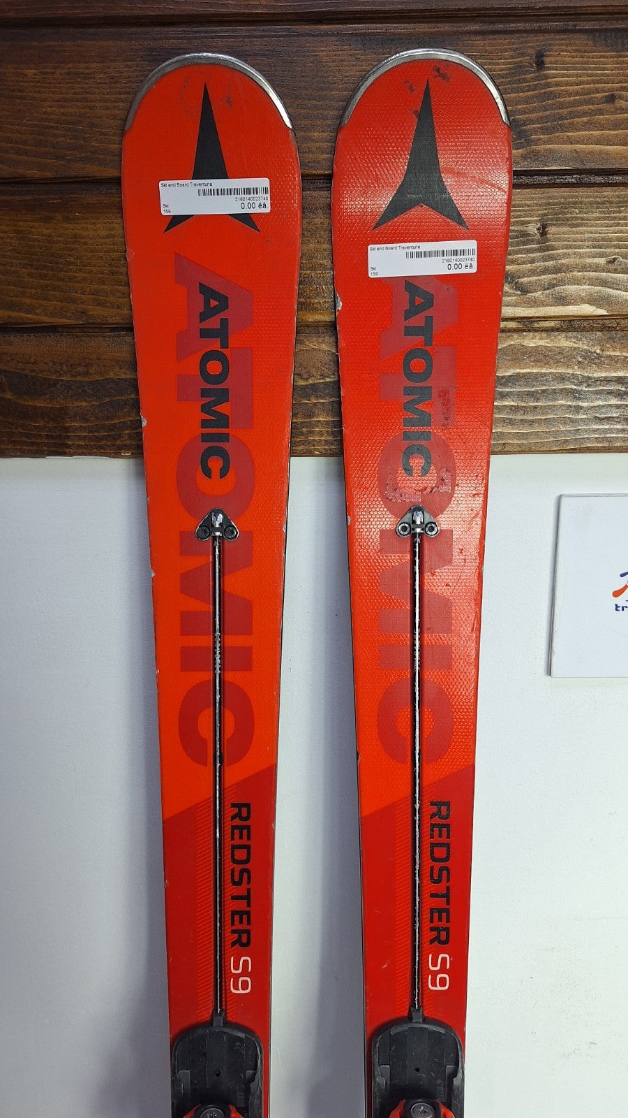 Atomic Redster S9 159cm Ski + Atomic 12 Bindings  Winter Sport Fun