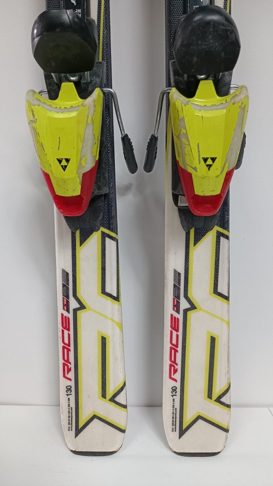Fischer RC4 Race 130 cm Ski + Fischer 7 Bindungen CBS Winter Sports Adventure