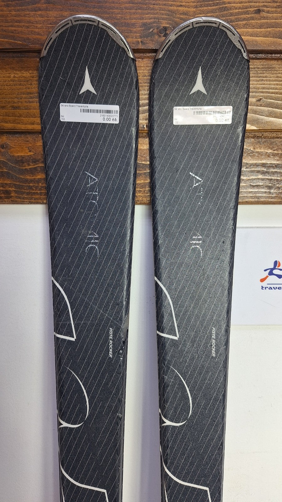 Atomic Balanze 155cm Ski + Atomic 10 Bindings  Winter Sport Fun