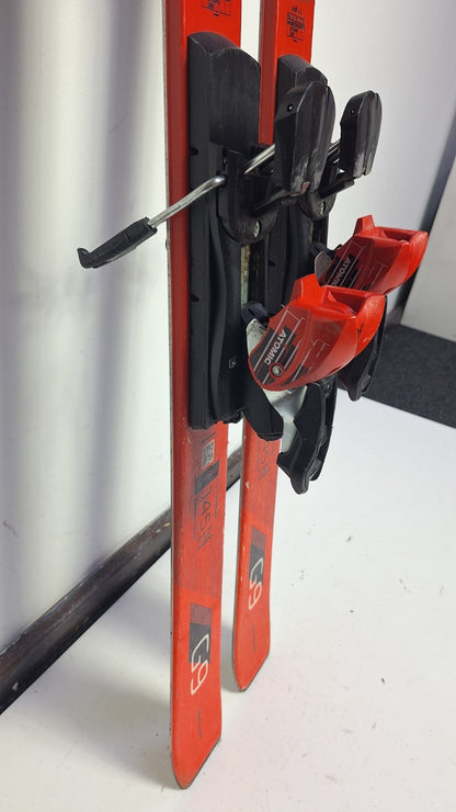 Atomic Redster G9 145 cm Ski + Atomic 7.5 Bindings Winter Sport Outdoor