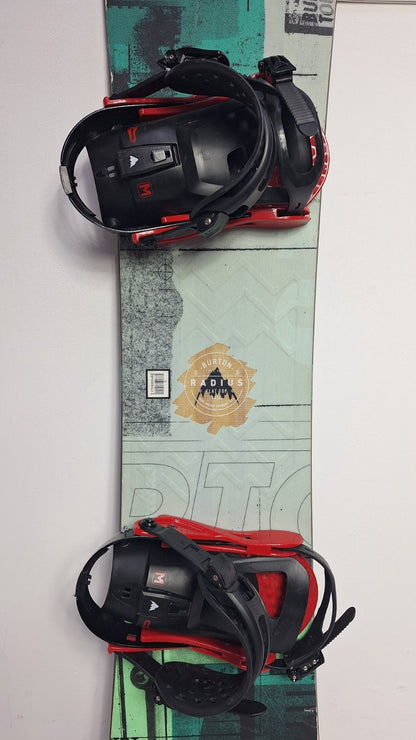 Snowboard Burton Radius 145L cm + fixations Burton M - aventure hivernale