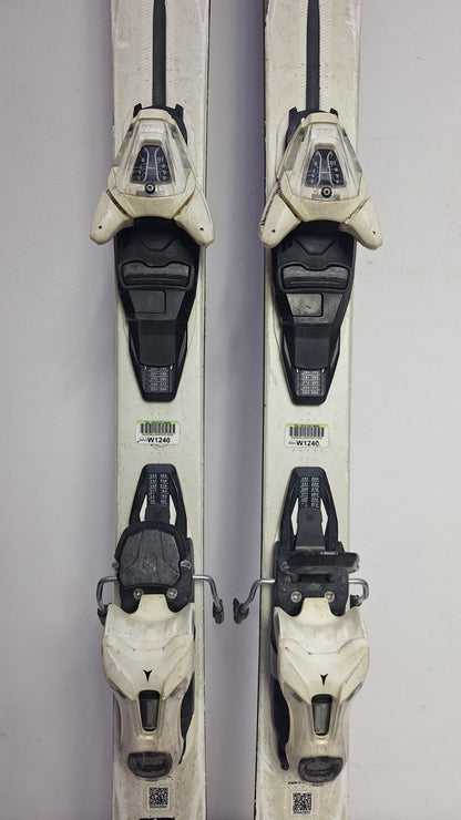 Atomic Cloud 8 164 cm Skis + Atomic Lithium 10 Bindings Winter Sport Snow Fun