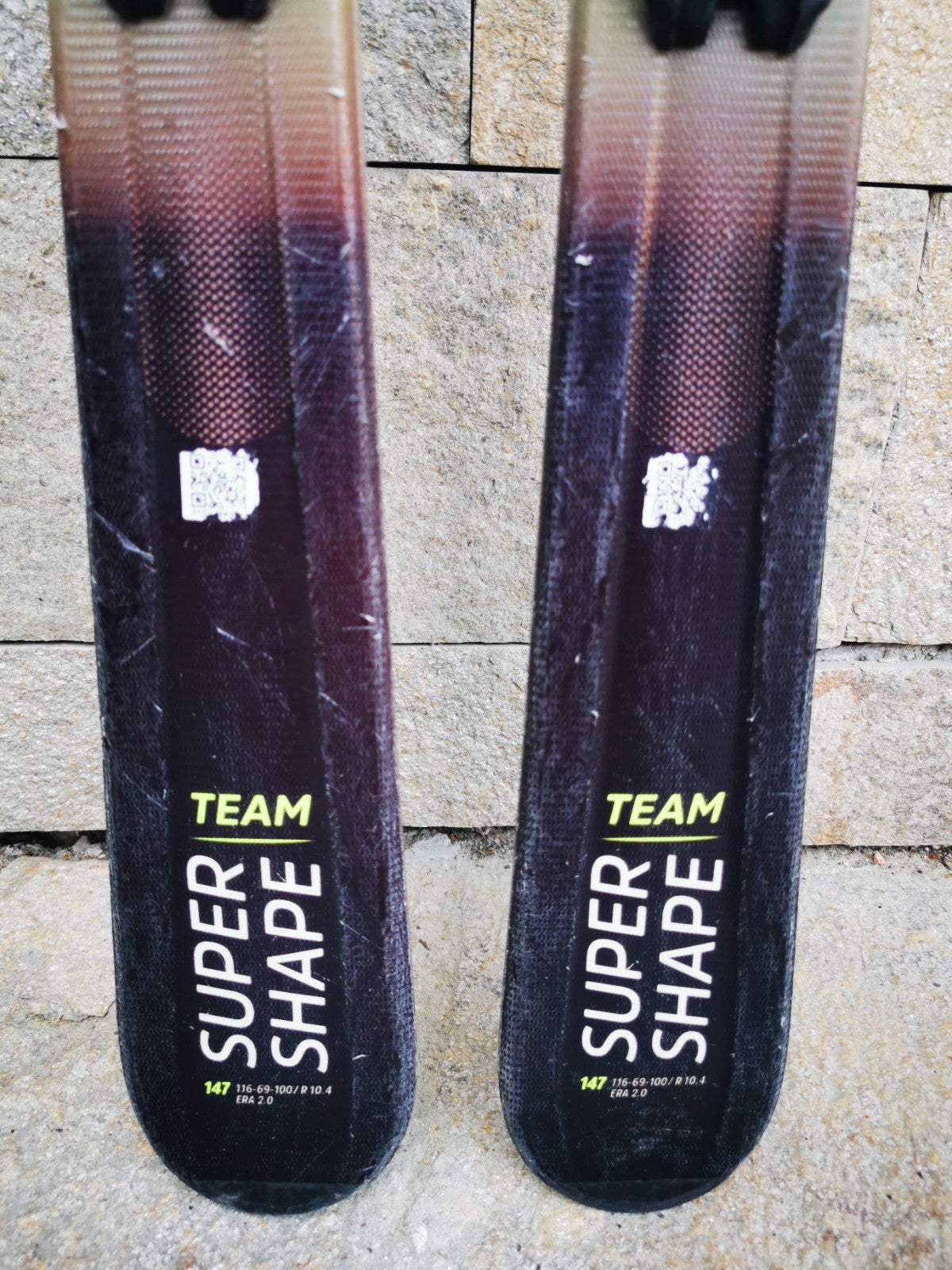 HEAD Supershape Team Easy 147cm  Ski + HEAD 7.5 Bindings  Winter Sport