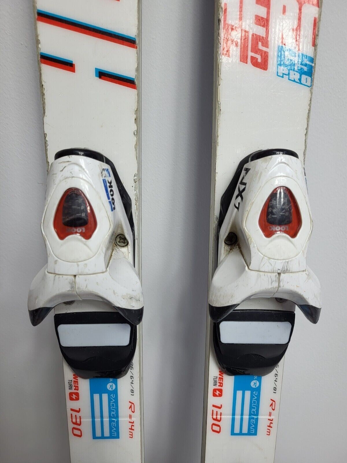 Rossignol Hero FIS Pro 130 cm Ski + Fixations Look 7 Plaisir hivernal