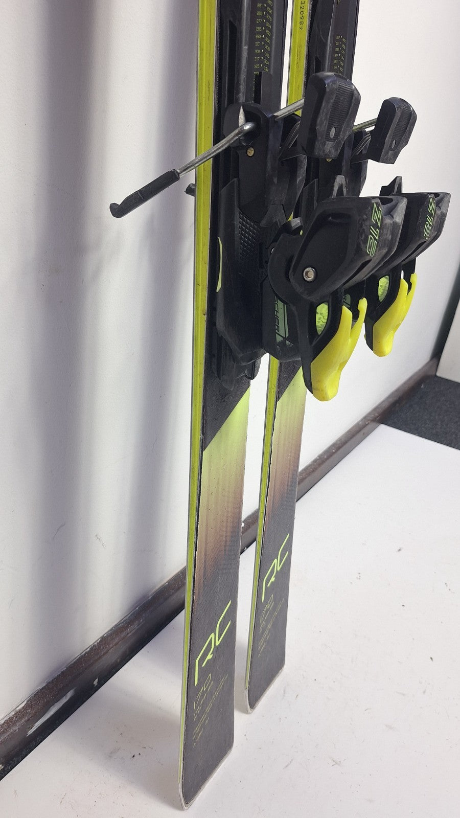 Fischer RC4 World Cup 170cm Ski + Fischer Z12 Bindings Fun Snow Winter Sport
