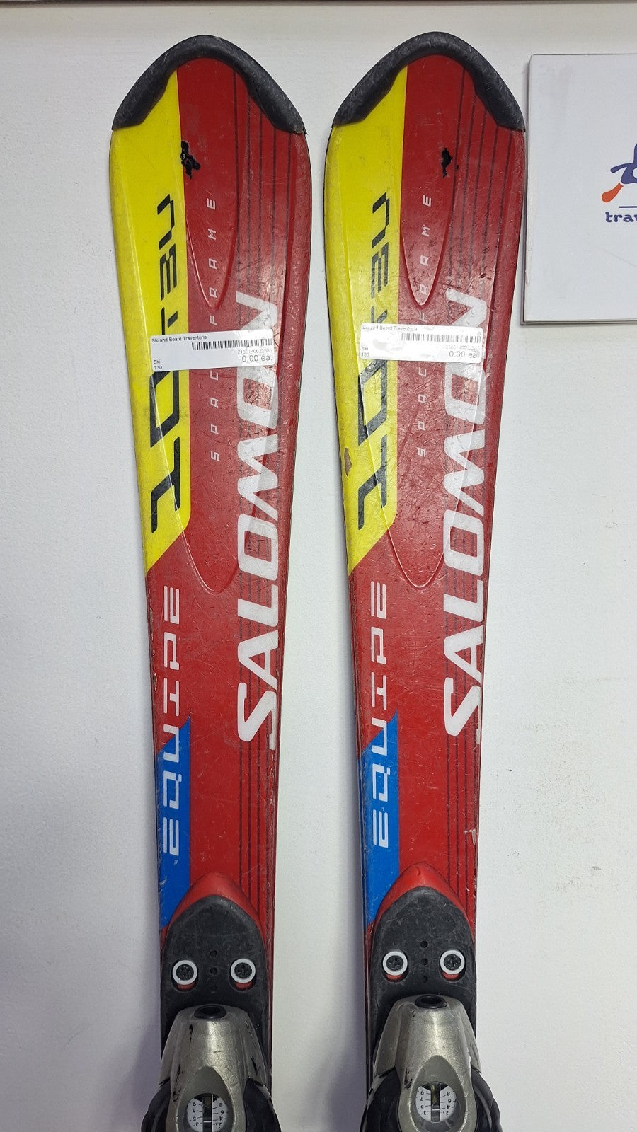 Salomon Equipe 10 130cm Ski + Salomon 9 Bindings Winter Sport Fun