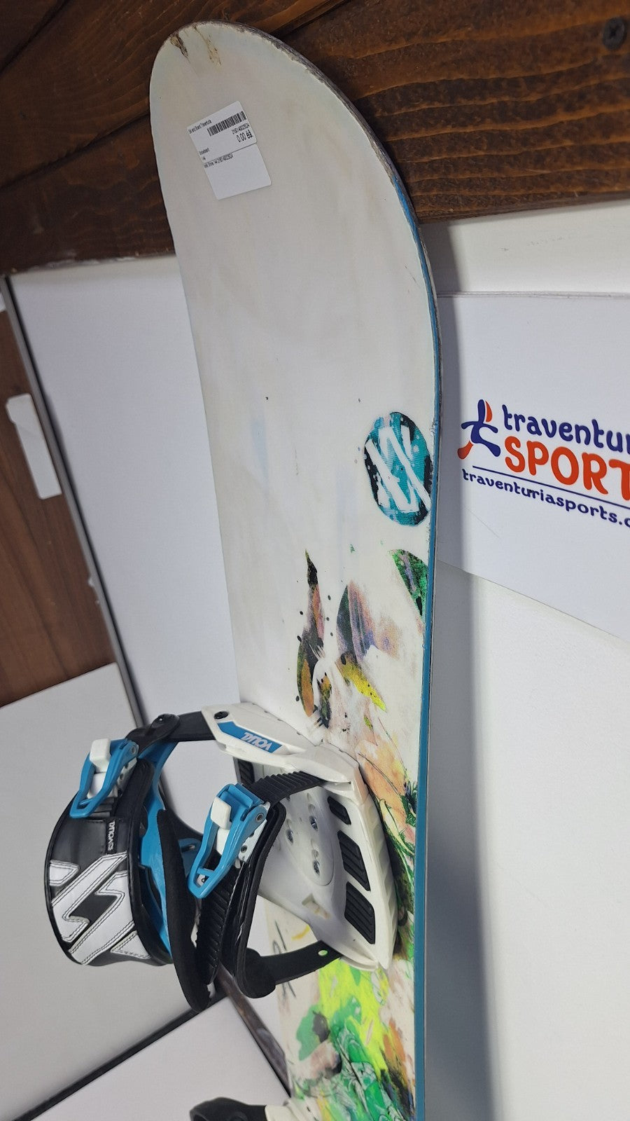 Volkl Shine 144 cm Snowboard + Volkl M Bindings  Fun Snow Winter Sport