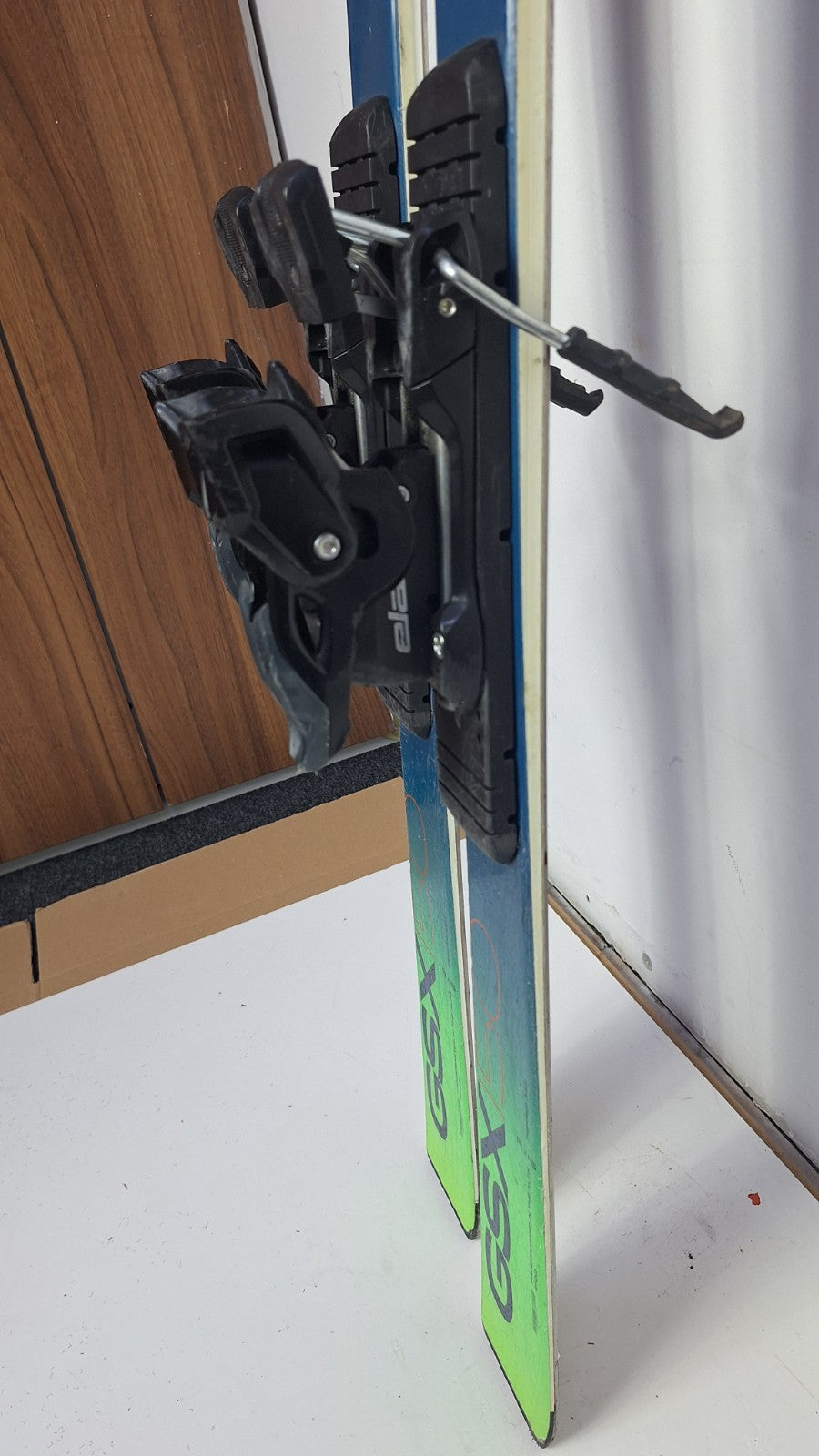 Elan GSX Race 150cm Ski + Elan EL 11 Bindings Winter Fun Snow Adventure Sport