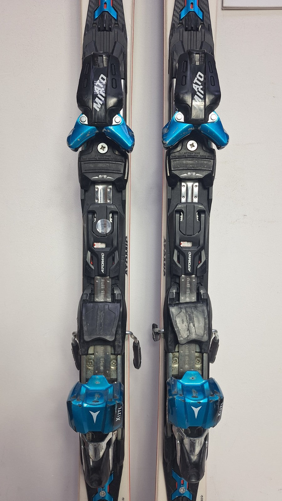 Atomic Redster Doubledeck GS 178 cm Skis + Atomic 12 Bindings Winter
