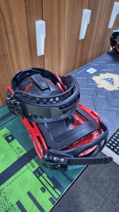 Burton Radius 150W cm Snowboard + Burton M  Bindings Winter Snow Adventure Fun