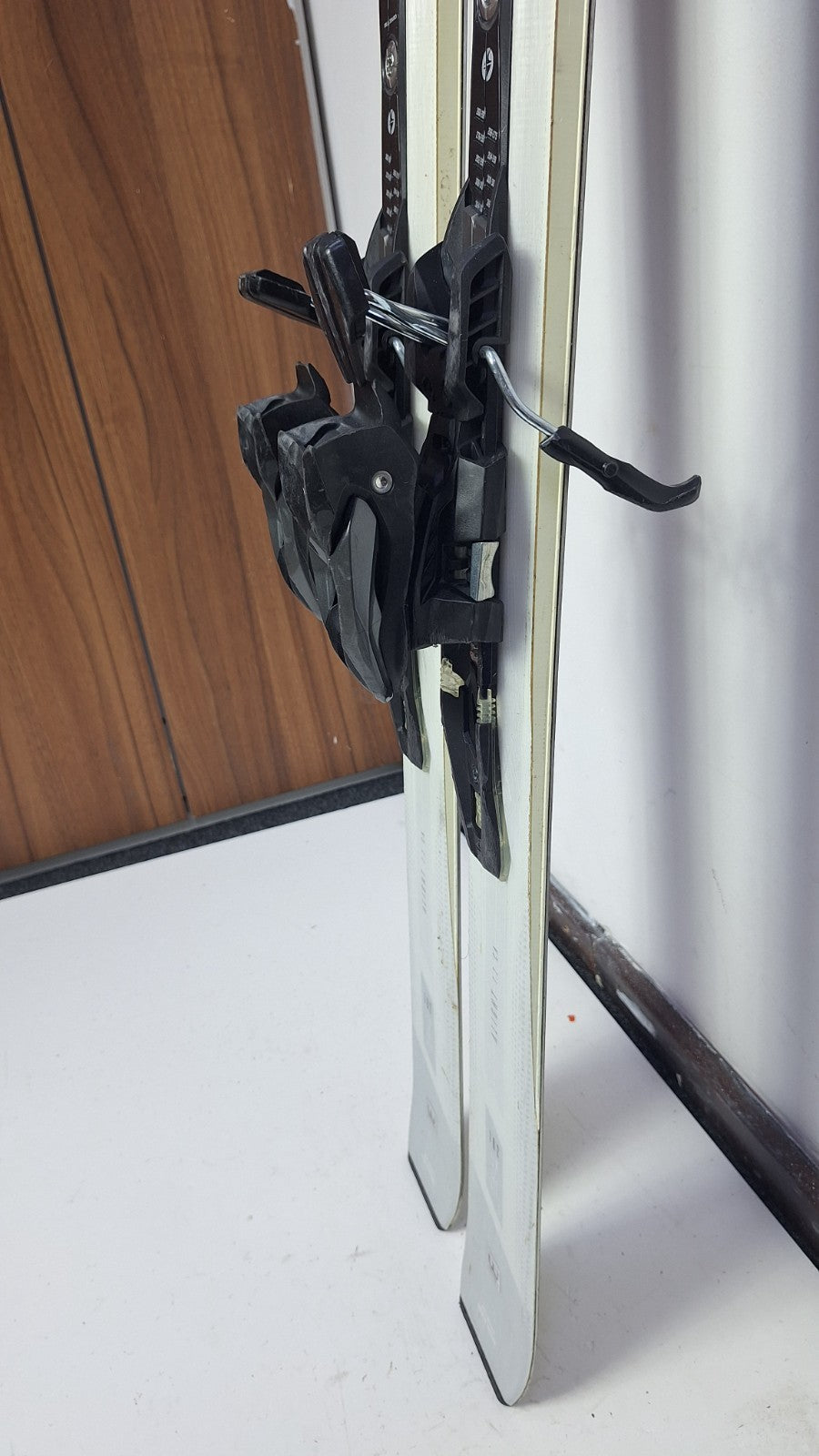 Blizzard Alight 7.2 CA 162cm Ski + Marker 10  Bindings Winter Adventure Outdoor