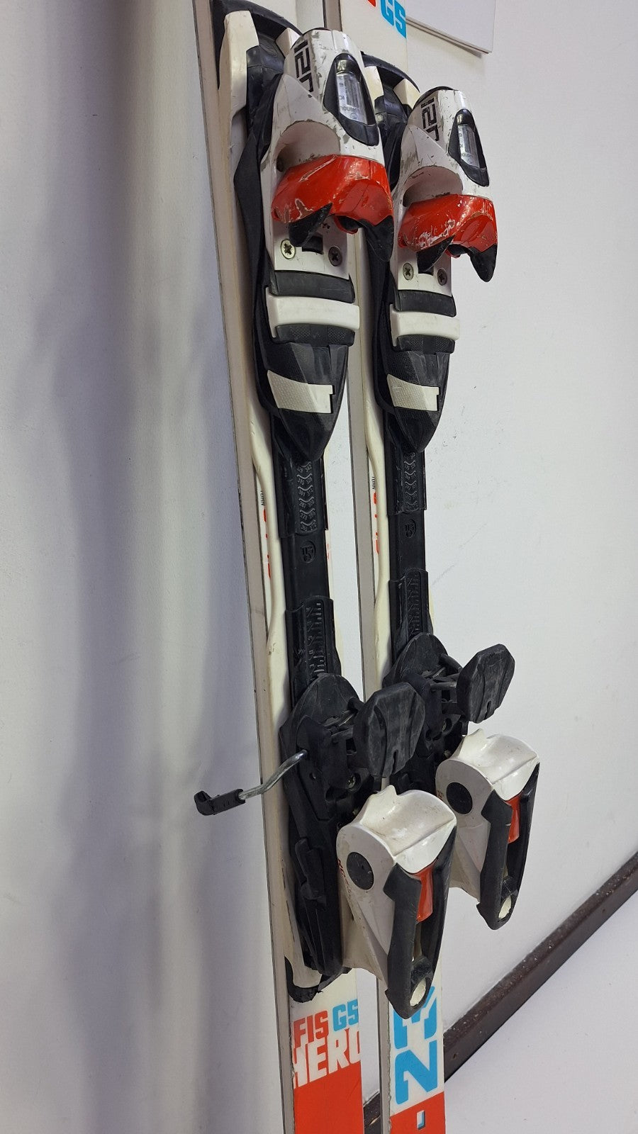 Rossignol Hero FIS GS  175 cm Ski + Rossignol 12 Bindings Winter Fun Snow